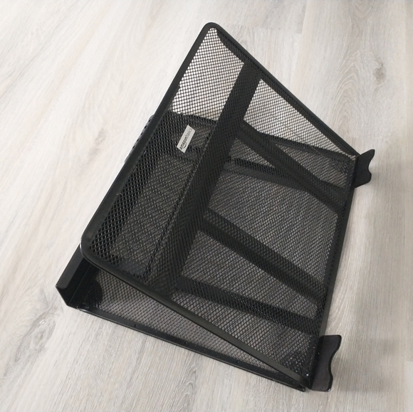 Amazon Basics Laptop Stand - Picture 1 of 3
